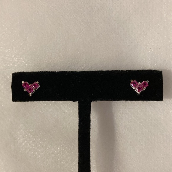 NWOT - Tibetin Silver Mini Heart Pink Crystal Necklace, Earrings & Bracelet Set - Picture 7 of 16